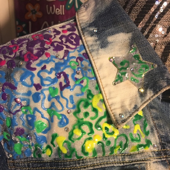 One of kind jean jacket - Picture 3 of 8